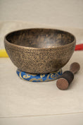 Load image into Gallery viewer, Himalayan Singing Bowl for Sacral Chakra meditation and grounding