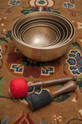 Load image into Gallery viewer, Himalayas Singing Bowl Chakra Set - Tibetan Bowl