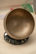 Load image into Gallery viewer, Kopre Singing Bowl for Heart and Crown Chakra - Antique Bowl