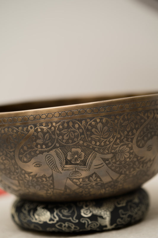 Elephant Carve Singing Bowl (Sacral & Throat) Chakra