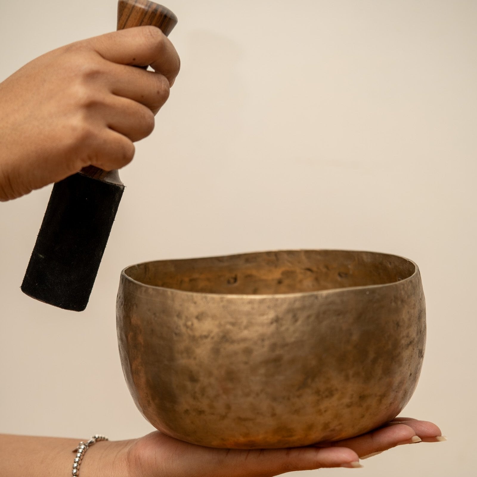 Kopre Singing Bowl (Lower C4 & Higher F#3)