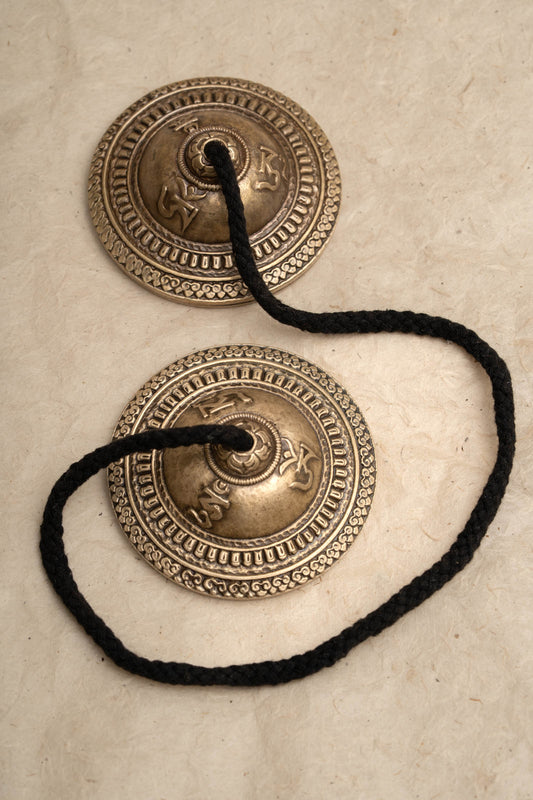 OM Carved Lotus Tingsha