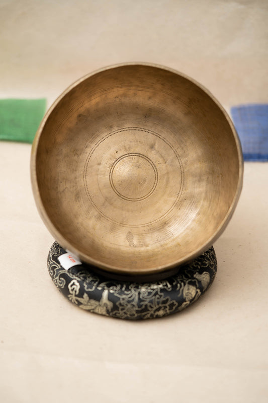 Kopre Singing Bowl for Sacral and Third Eye Chakra - Meditation Bowl