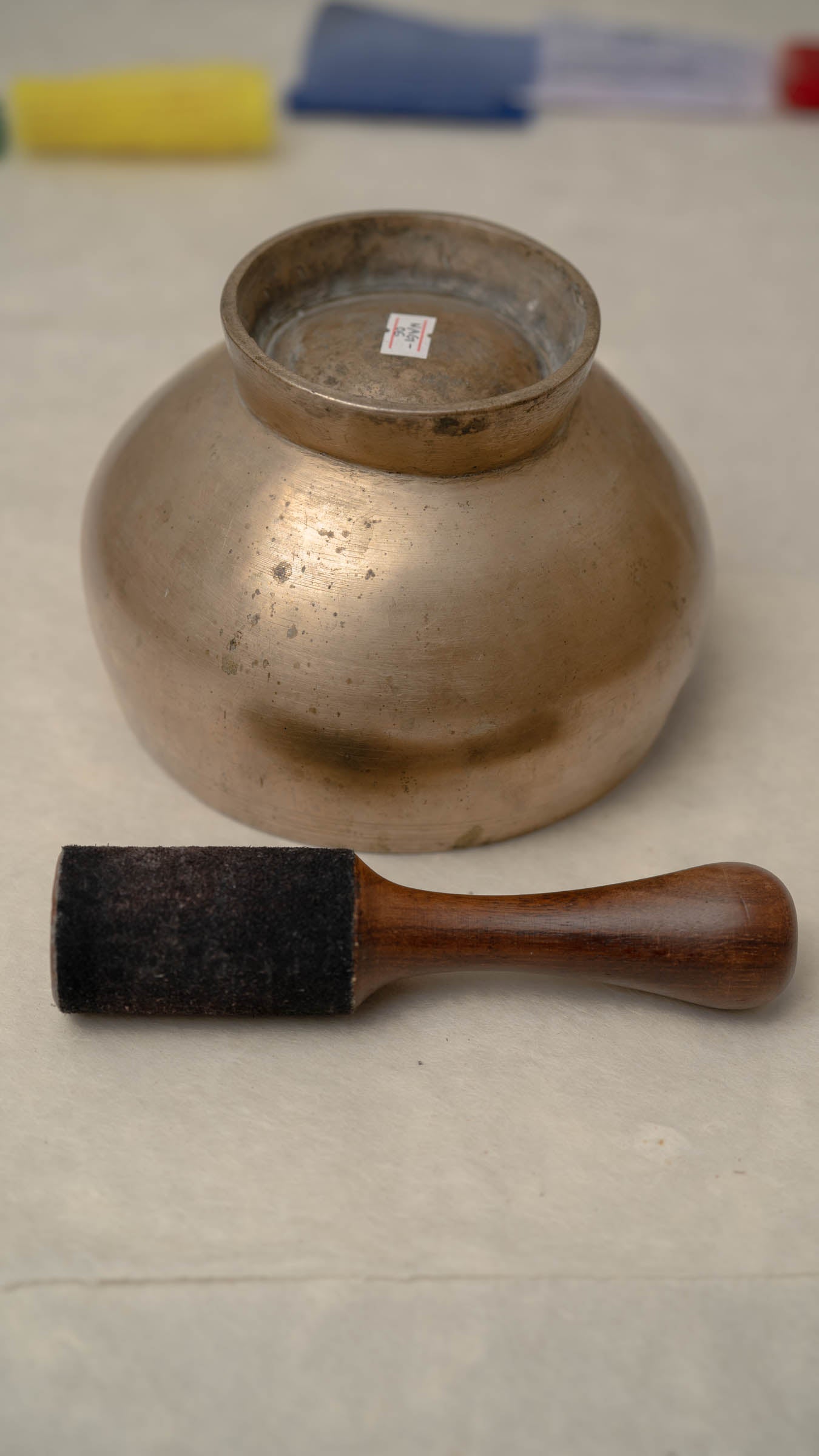 Antique Naga Singing Bowl – Rich vibrations for meditation and chakra healing