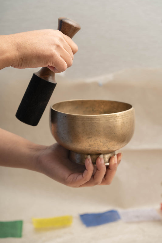 Naga Singing Bowl - (E4 - Solar Plexus Chakra)