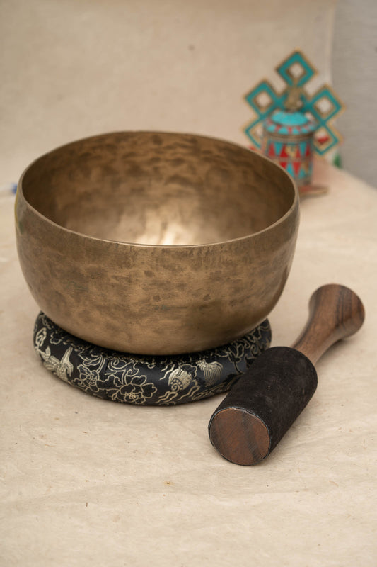 Thadobati Singing Bowl for Throat and Root Chakra